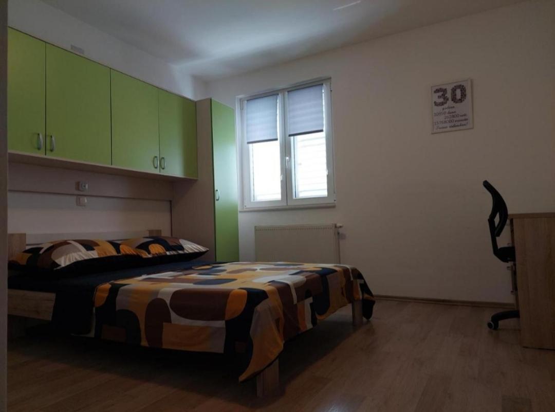 Apartman Niko Malinska Luaran gambar